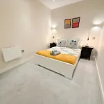 Chic 1-Bedroom Flat In Elephant & Castle, Near The Shard